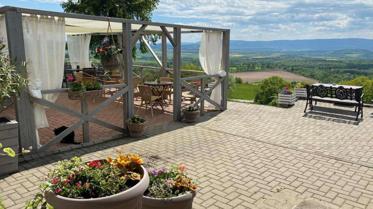 Bed & Breakfast Dom Krawca,schneiderbaude Klodzko